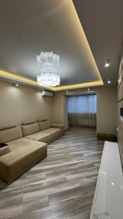 Продам шикарную 3 к.кв в Чугуеве (Авиатор) - фото 1