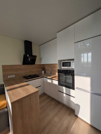 Продаж стильної 2-кімнатної квартири в новобудові від РАУШ (Озерна) - фото 1