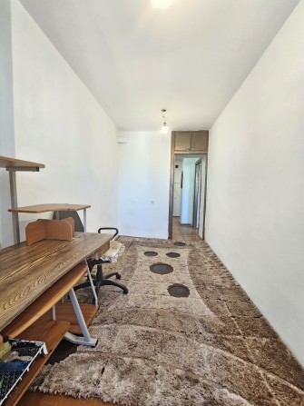 Продам 1-кімнатну квартиру більшої площі - фото 1