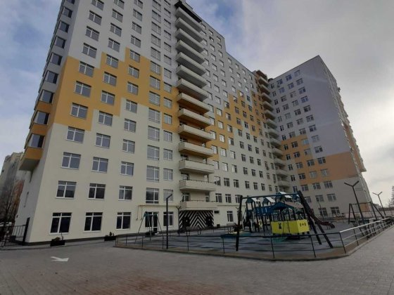 Продаж 1к квартири 43.7 кв. м на вул. Свободи/Виставка Хмельницкий