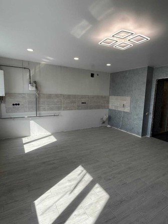 Продаж 2к дворівневої квартири Виставка SL - фото 1