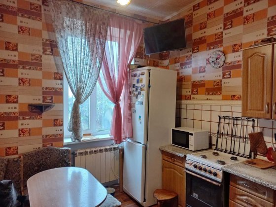 В центре Чугуева продам 2х ком. квартиру Чугуев