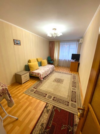 Продаж 2к квартири район Виставка - фото 1