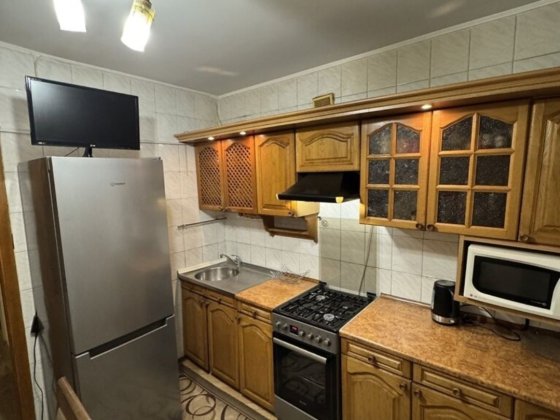 Затишна двокімнатна квартира Хмельницкий