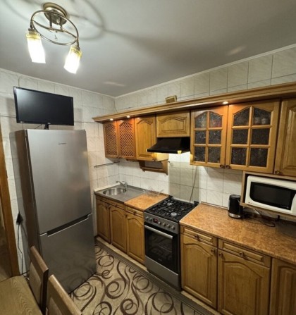 Затишна двокімнатна квартира - фото 1