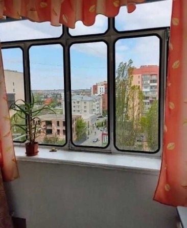 3 кімнатна квартира на Виставці в р-ні Електроніки - фото 1