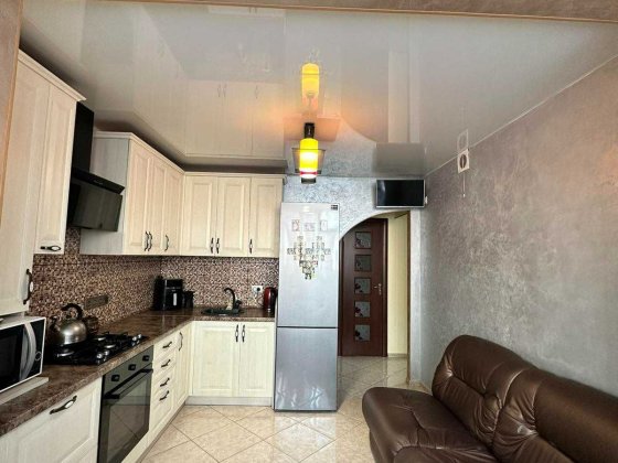 Продам дуже затишну квартиру в новобудові з гарним двориком ID35239 Хмельницкий