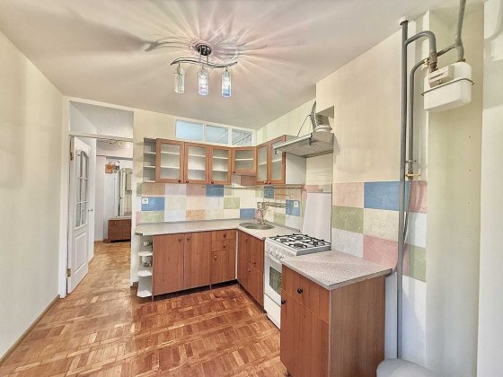 Продам 1 к квартиру в затишному районі Хмельницького Хмельницкий