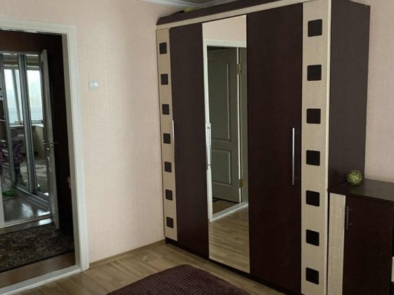 Продається двокімнатна квартира на 4 поверсі пʼятиповерхового будинку Бар