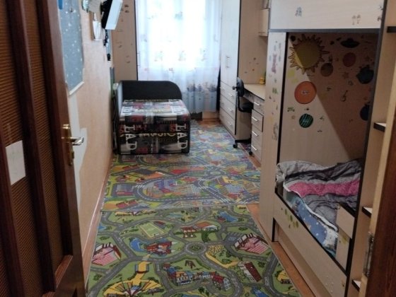 Продаж або Обмін 2к квартира на будинок у селі поруч або Хмельницький Хмельницкий