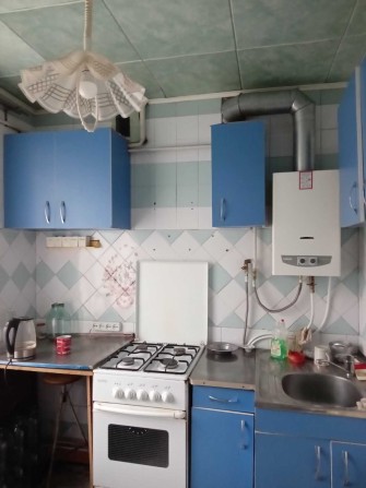 Продам 3-х комн. квартиру улучшенной планировки - фото 1