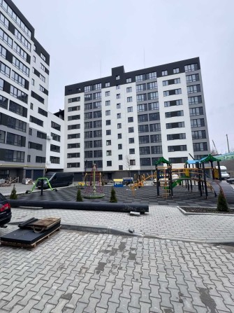 1к на Виставці, гарний, сучасний будинок, середній поверх ID37958 - фото 1