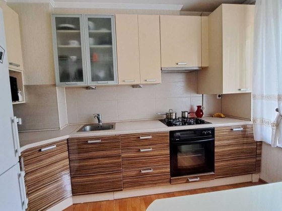 Продаж 3 к.кв з інд.опаленням, 6/9 поверх, Виставка.ktr Хмельницкий