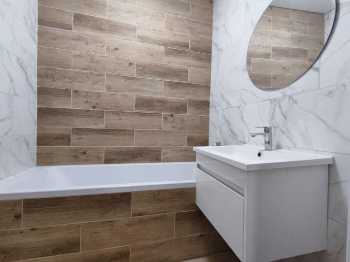 Виставка! Костел! 2к з ремонтом! Терміново! - фото 1