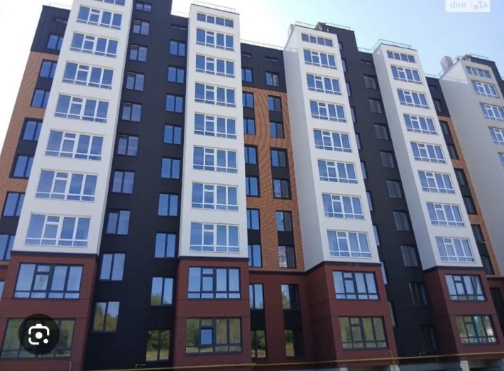 Продаж просторої двокімнатної квартири в новобудові на Виставці - фото 1