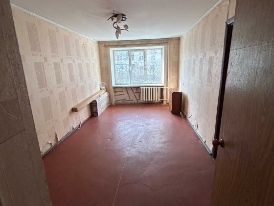 Продається 3 кімнатна квартира в районі Зарічанської Хмельницкий