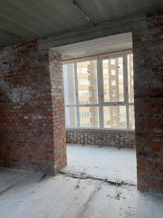 Простора 3к в сучасній новобудові, середній поверх! 33421 - фото 1