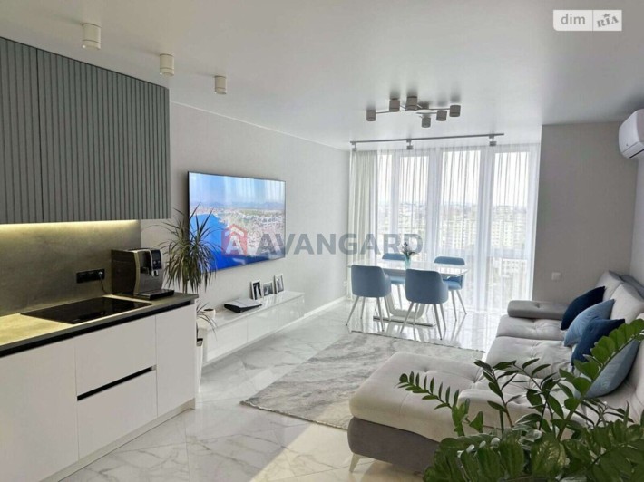 2к квартира Центр міста, дизайнерський ремонт - фото 1