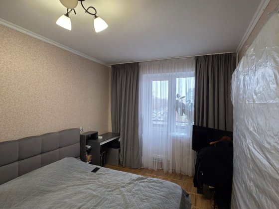 Продам 2кмн кв р-н Там-Там Рованцы