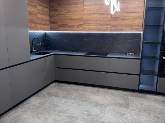 Продаж Євродвійки Липини