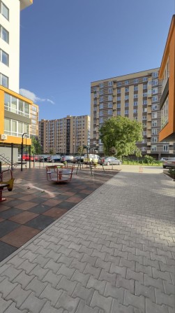 Продаж 1к поруч з центром міста - фото 1