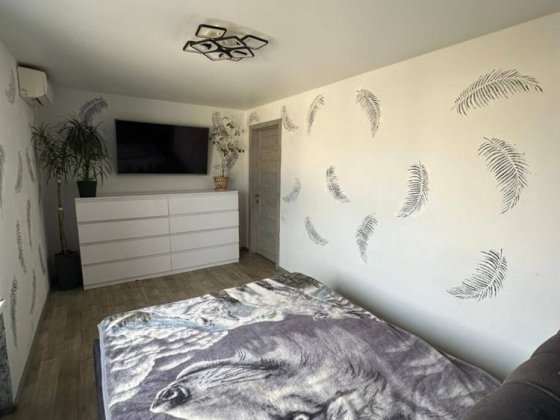 Продам 3-к квартиру, 60 м² | Підгороднє Подгородное