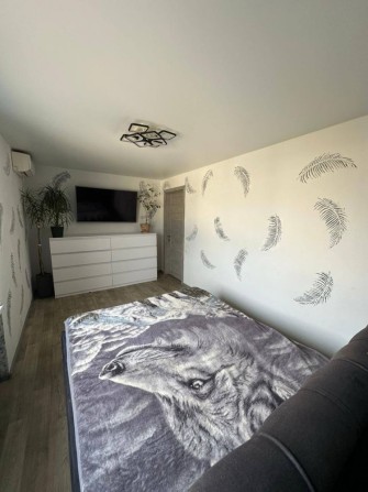 Продам 3-к квартиру, 60 м² | Підгороднє - фото 1