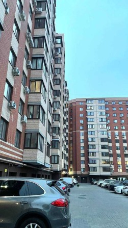 Продам квартиру в ЖК Днепровская Брама, Слобожанский, под ремонт - фото 1