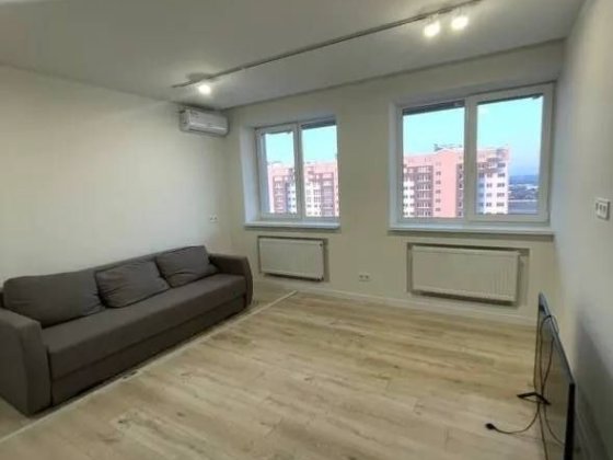 Продам 2-к квартиру з ремонтом ЖК Сімейний плюс, Дніпровська Брама Слобожанське