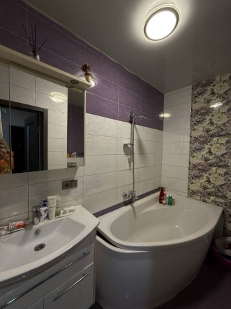 Продам 3к квартиру в клубном доме, левый берег, возможна оплата на р/с - фото 1