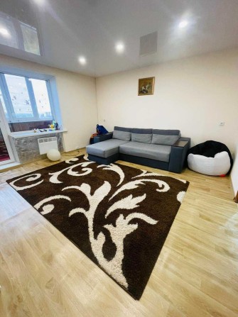 Велика квартира з ремонтом на вул.Сухомлинського - фото 1