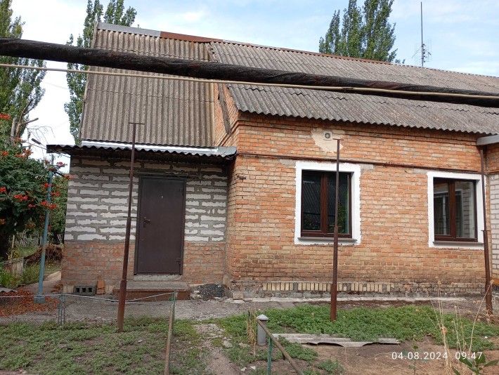 Продам двокімнатну квартиру в одноповерховому будинку - фото 1