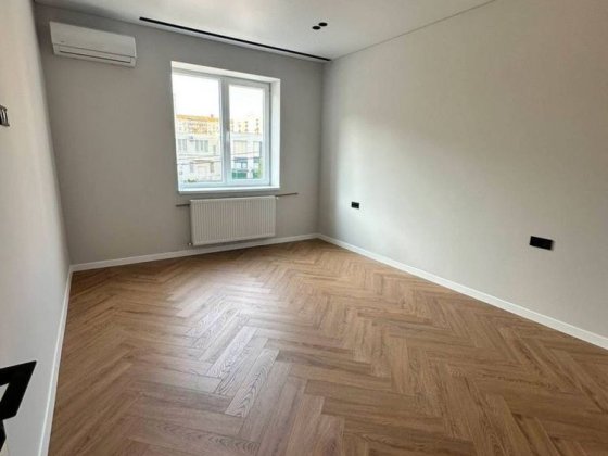 Продаж 1кім квартирк Богомольця 17 Мінай