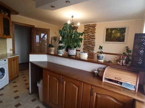 Квартира з гаражем 132 кв.м Минай