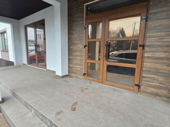 В реконструкції під новобудову одно кімнатна квартира Свалява