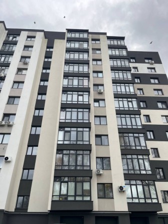 Продаж двокімнатної квартири у жк Озеро - фото 1