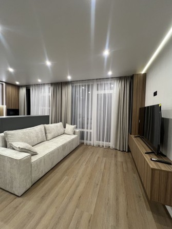 Продаж квартири преміум-класу в екозоні, готова до заселення - фото 1