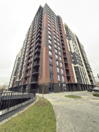 Продається 2-х кімнатна квартира в сучасному житловому комплексі - фото 1