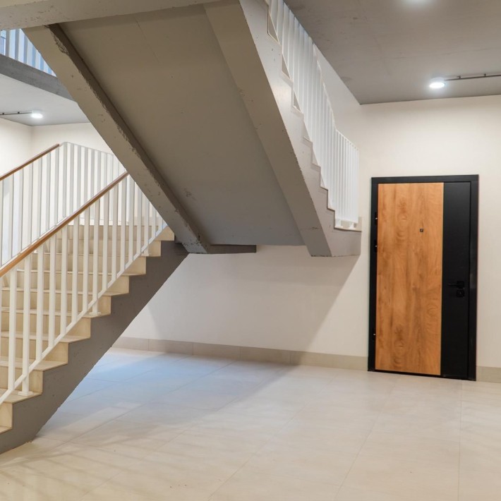 Продам 2 кім.кв. ЖК Долішній.ЗДАНИЙ БУДИНОК! - фото 1