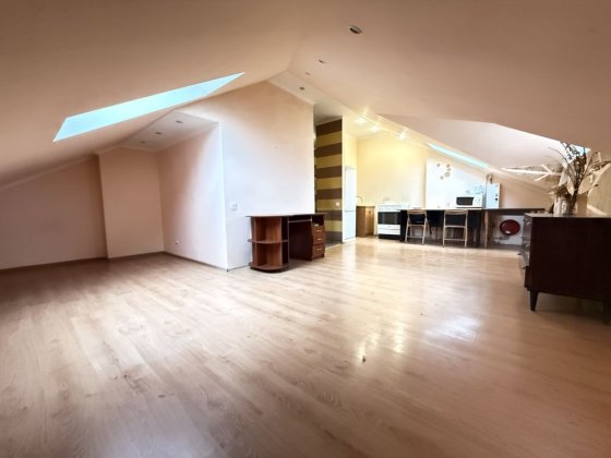 1к студія з ремонтом в с. Білогородка Белогородка