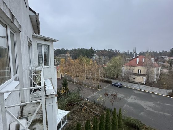 Видова дворівнева квартира з ремонтом Ворзель