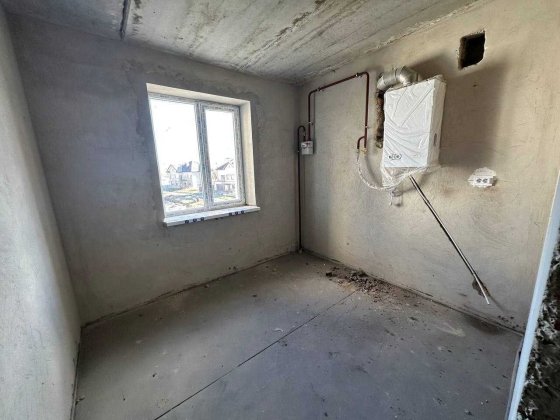 Однокімнатна квартира .Будинок зданий. Можна на ремонт . Без комісії Ворзель