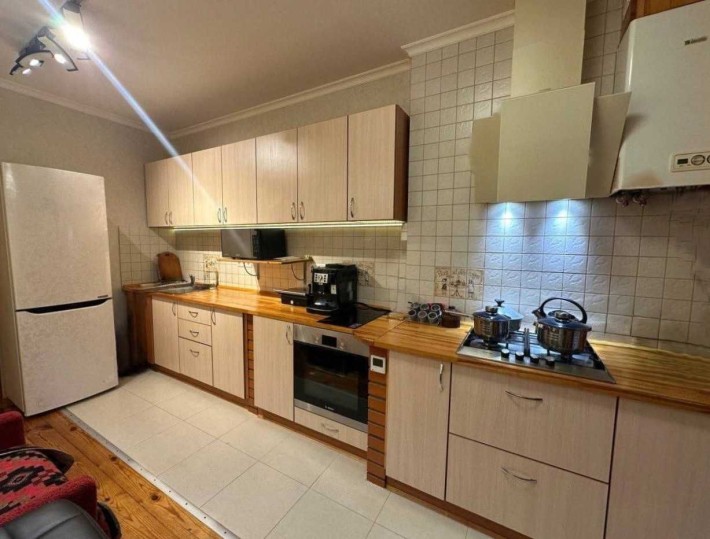 Продаж квартири 56,5м2,з автономним живленням у Ворзелі! - фото 1