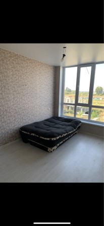 Нова квартира, право власності 3 роки з ремонтом, велика парковка! - фото 1