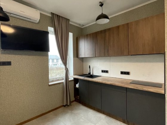 Квартира студія з ремонтом Ворзель