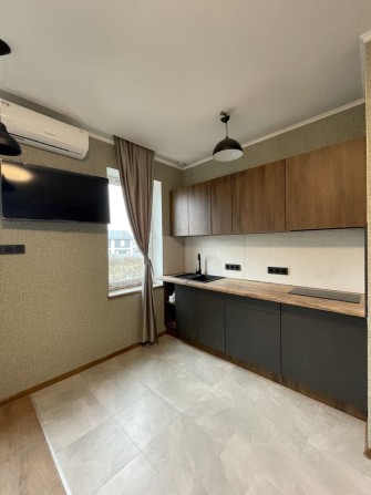 Квартира студія з ремонтом - фото 1