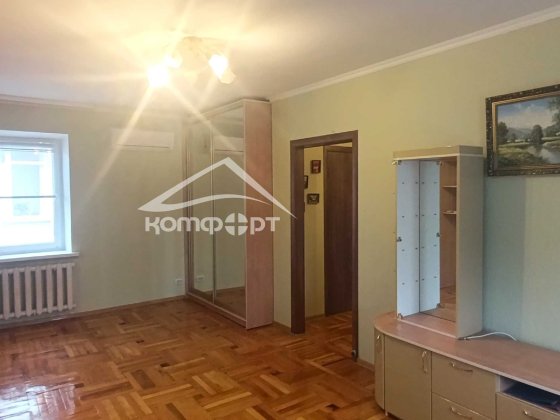 Продам 1- кімнатну квартиру в Єреванському кварталі Славутич