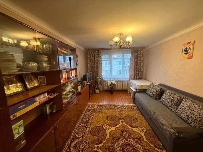 Продається трикімнатна квартира, в м.Сквира. - фото 1