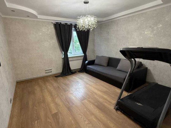 Продам квартиру 80 м2 з євроремонтом в центрі Бородянки Бородянка