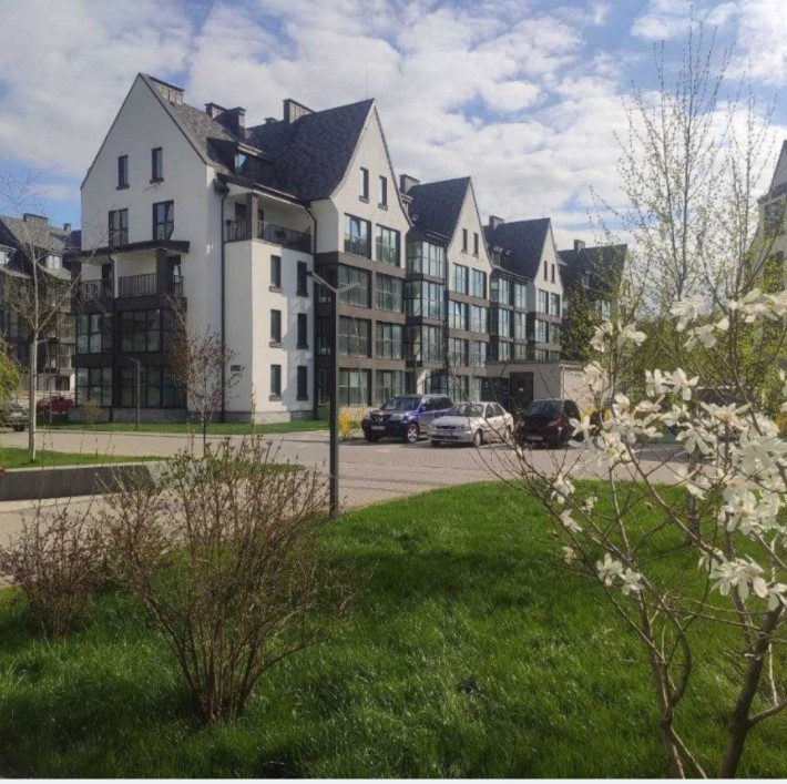 Десна резидент парк. Дворівнева  квартира. - фото 1